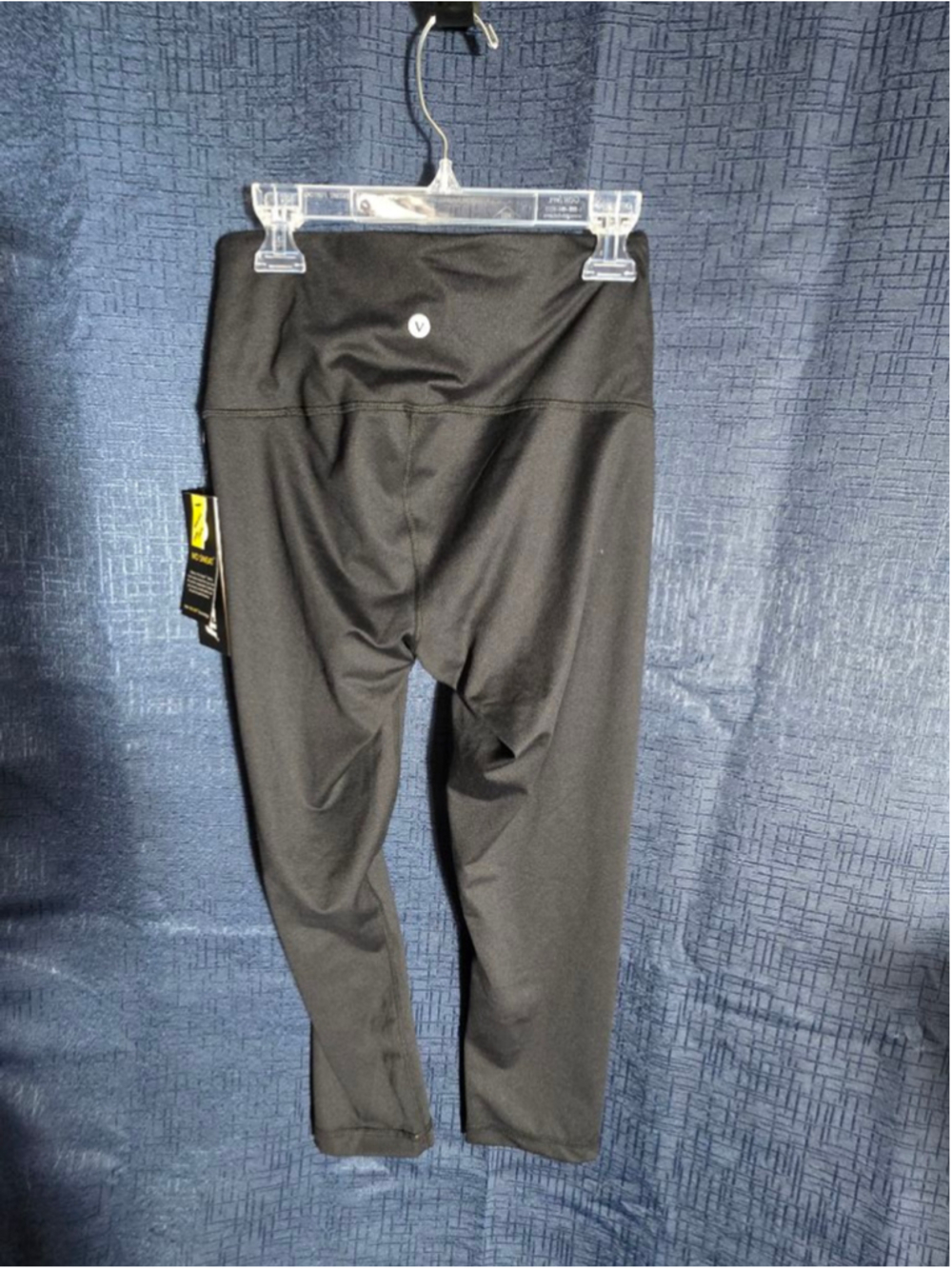 Women's Velocity Black High Rise Capri Leggings Size S yoga Athletic workout - Picture 6 of 8
